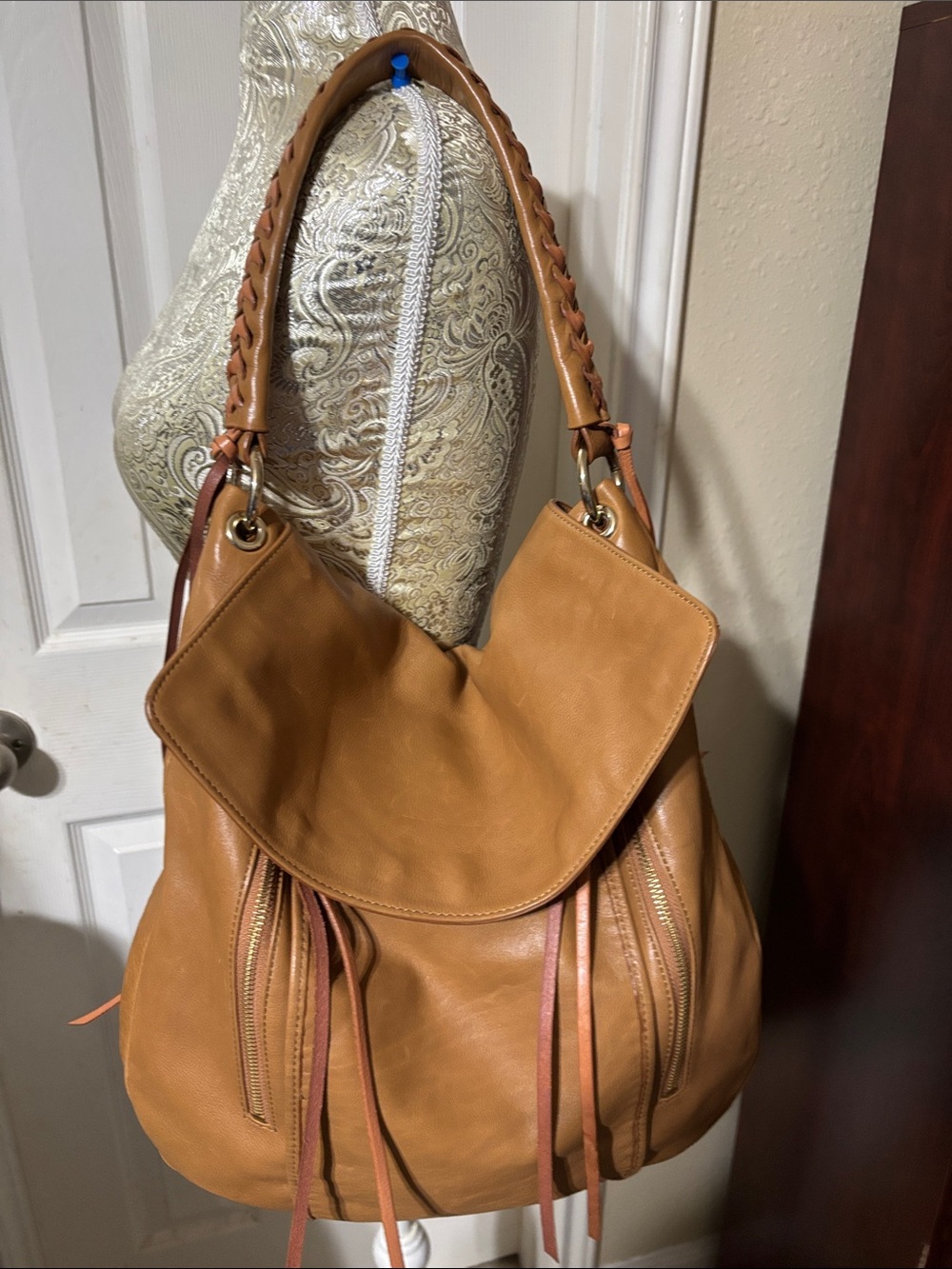 Christopher Kane Tan soft buttery smooth Leather shoulder bag. EUC